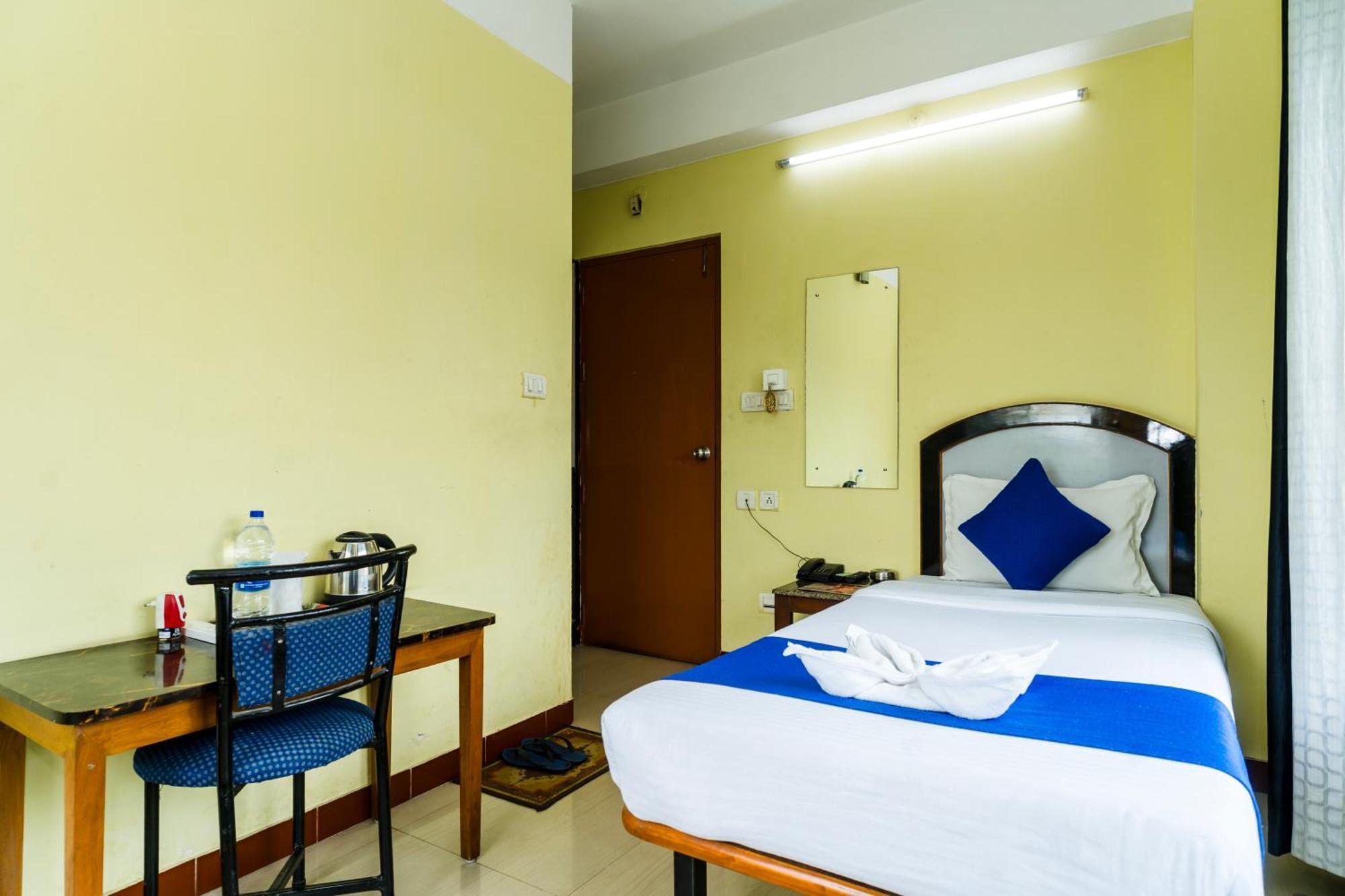 Hotel Niladrii Galaxy Siliguri Exterior photo